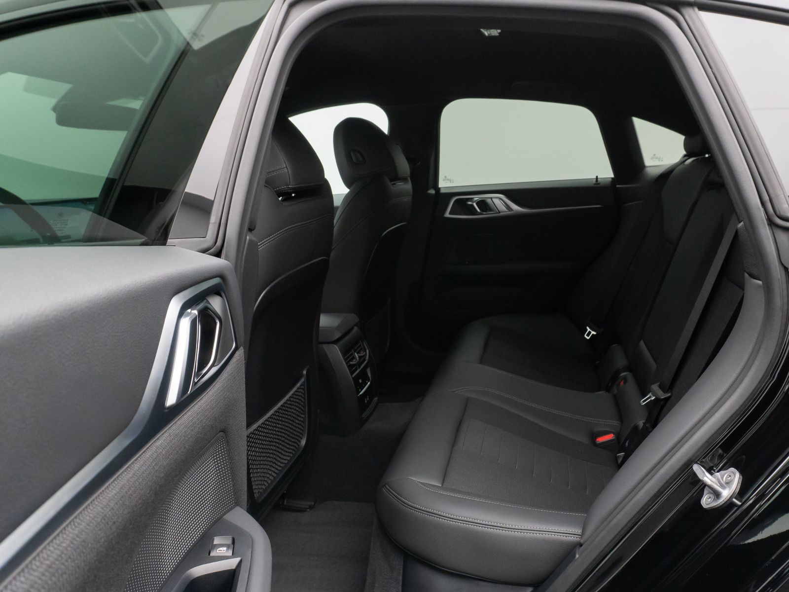 Fahrzeugabbildung BMW i4 eD40 Gran Coupè Kamera DAB CockPit+ Sport LED