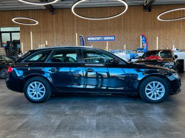 Audi A4 Avant Attraction *Navi*Sitzh*AHK*TÜV Neu*