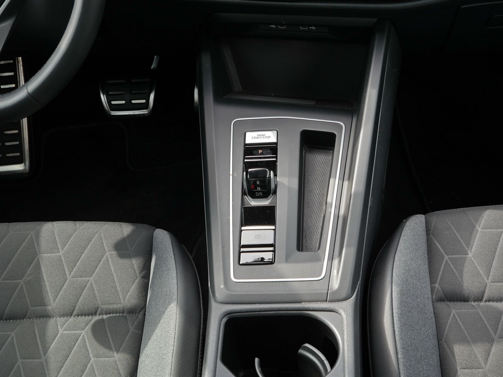Volkswagen Golf - Bild 7