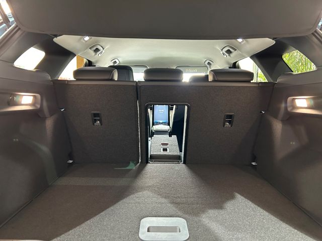 Ford Explorer Select RWD