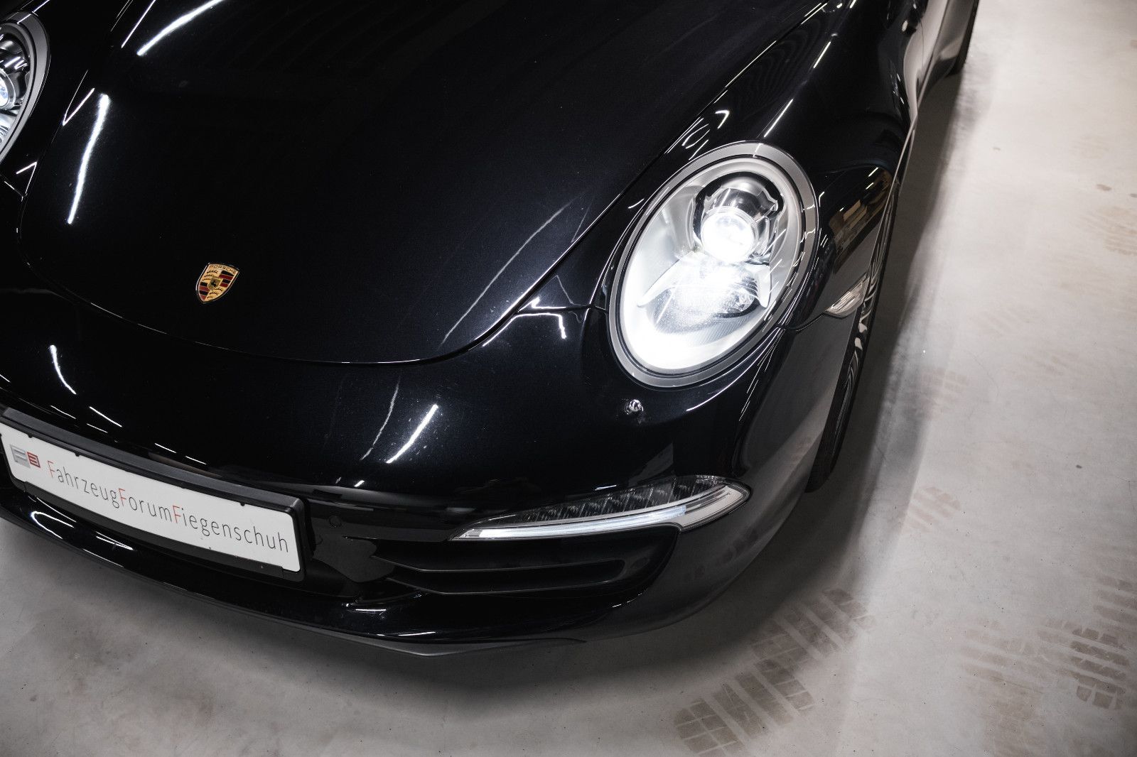 Fahrzeugabbildung Porsche 991/911 Carrera 4 -Approved-BOSE-PASM-Sportabgas