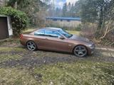 BMW e93 330d - BMW 330 aus 2008: 330d