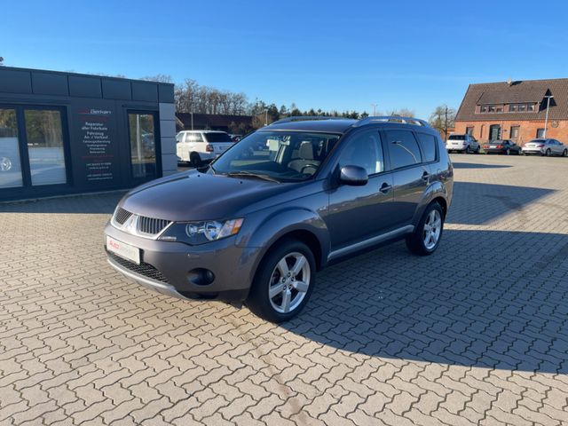 Mitsubishi Outlander 2.2 DI-D Invite 4WD AHK 2HD 49.467 KM