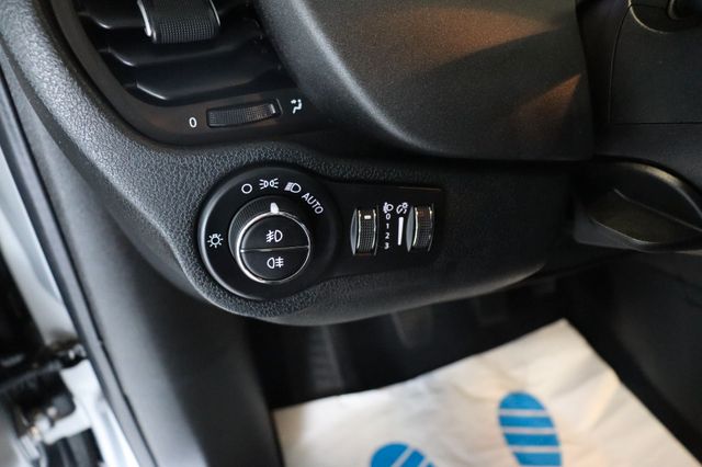 Fahrzeugabbildung Fiat 500X Cross|1HAND|PANO|KAMERA|ACC|19ZOLL|