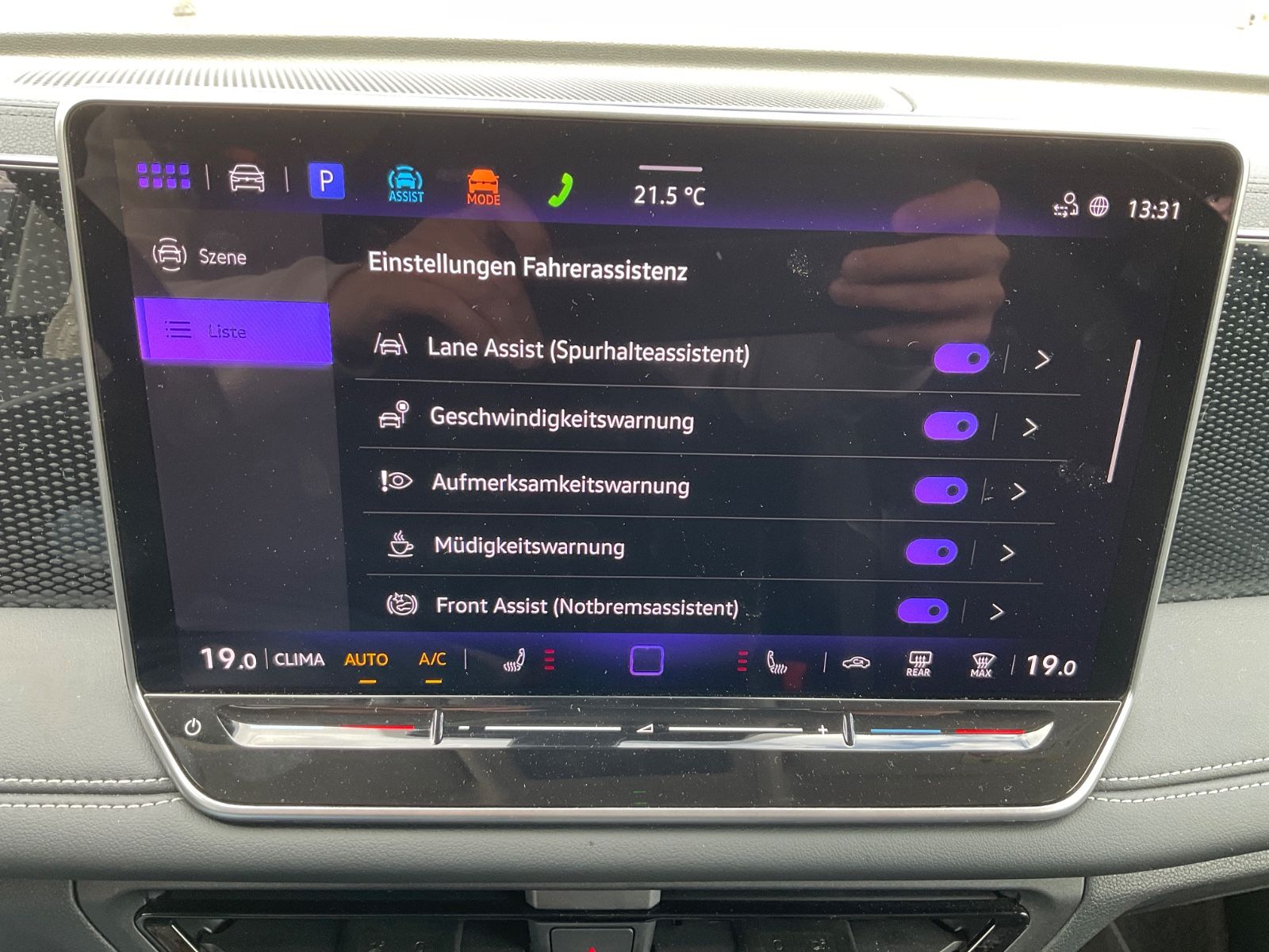 Fahrzeugabbildung Volkswagen Tiguan 2.0 TDI DSG ENERGY,AHK,Navi,IQLight,