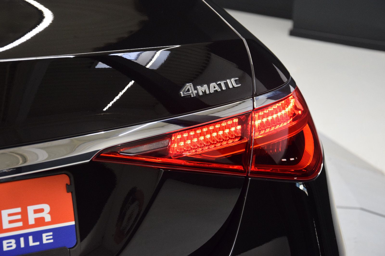 Fahrzeugabbildung Mercedes-Benz S 400 d 4Matic Lang AMG Pano TV Burmester HeadUp