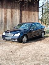 Mercedes-Benz Mercedes Benz C200 CDI Diesel 85/116  - Mercedes-Benz 200: 200cdi