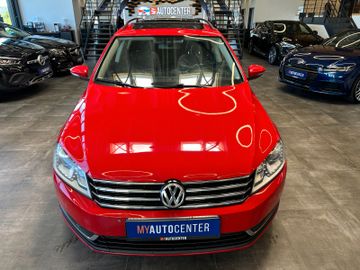 Volkswagen Passat *PANO*TEMPO*NAVI*PDC*AHK*