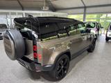 Land Rover Defender 3.0 D300 SE 110 AHK Pano Standh.22 Zoll - Land Rover Defender in Bonn