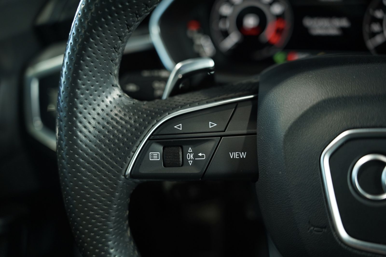 Audi Rsq3