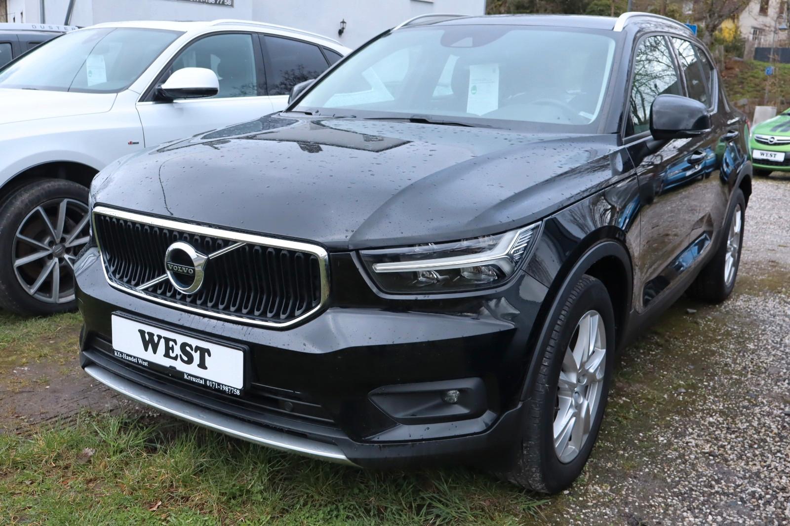Volvo XC 40 2.0D Momentum Navi LED Standhzg. Leder