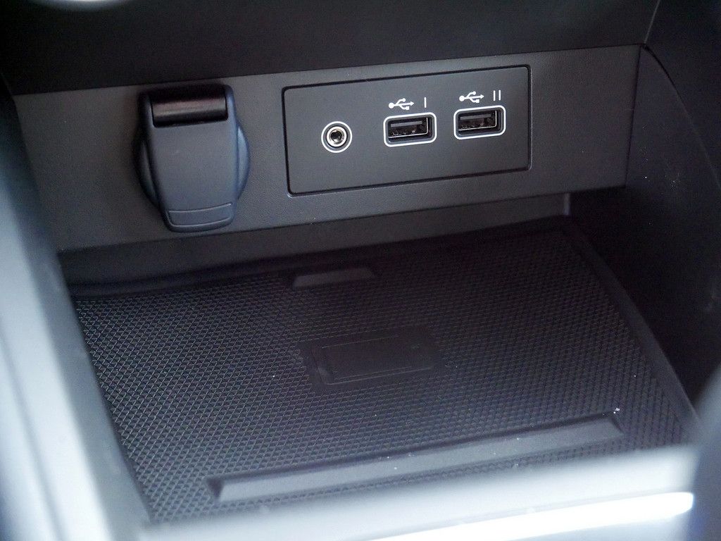Fahrzeugabbildung Renault Clio Techno TCe 90