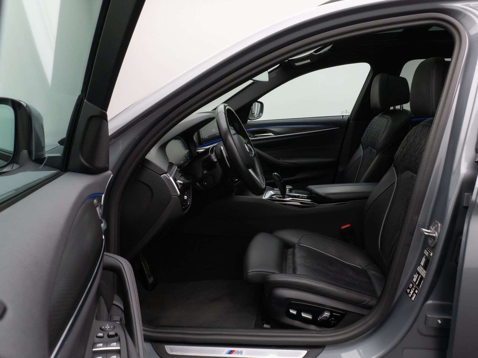 Fahrzeugabbildung BMW 540d xD M SportPro Panoram Kamera Laser HUD HiFi