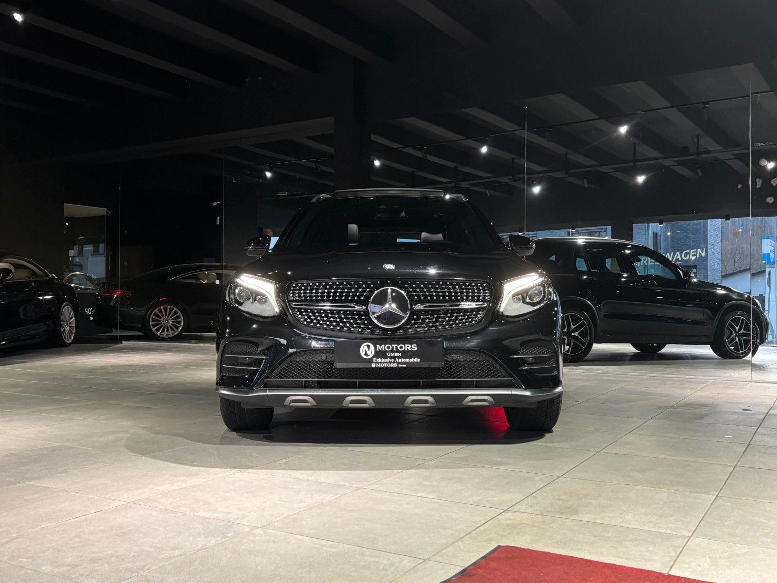 Fahrzeugabbildung Mercedes-Benz GLC 43 AMG *Pano*Burmester*Memory*Kamera*AHK