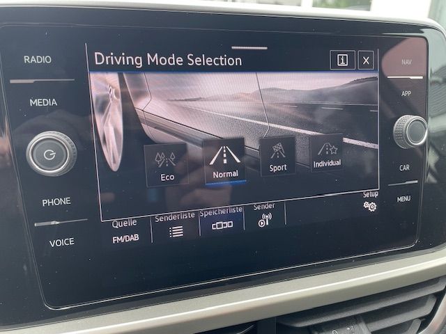 T-Roc 1.0 TSI MOVE  Navi LED Apple CarPlay Andro