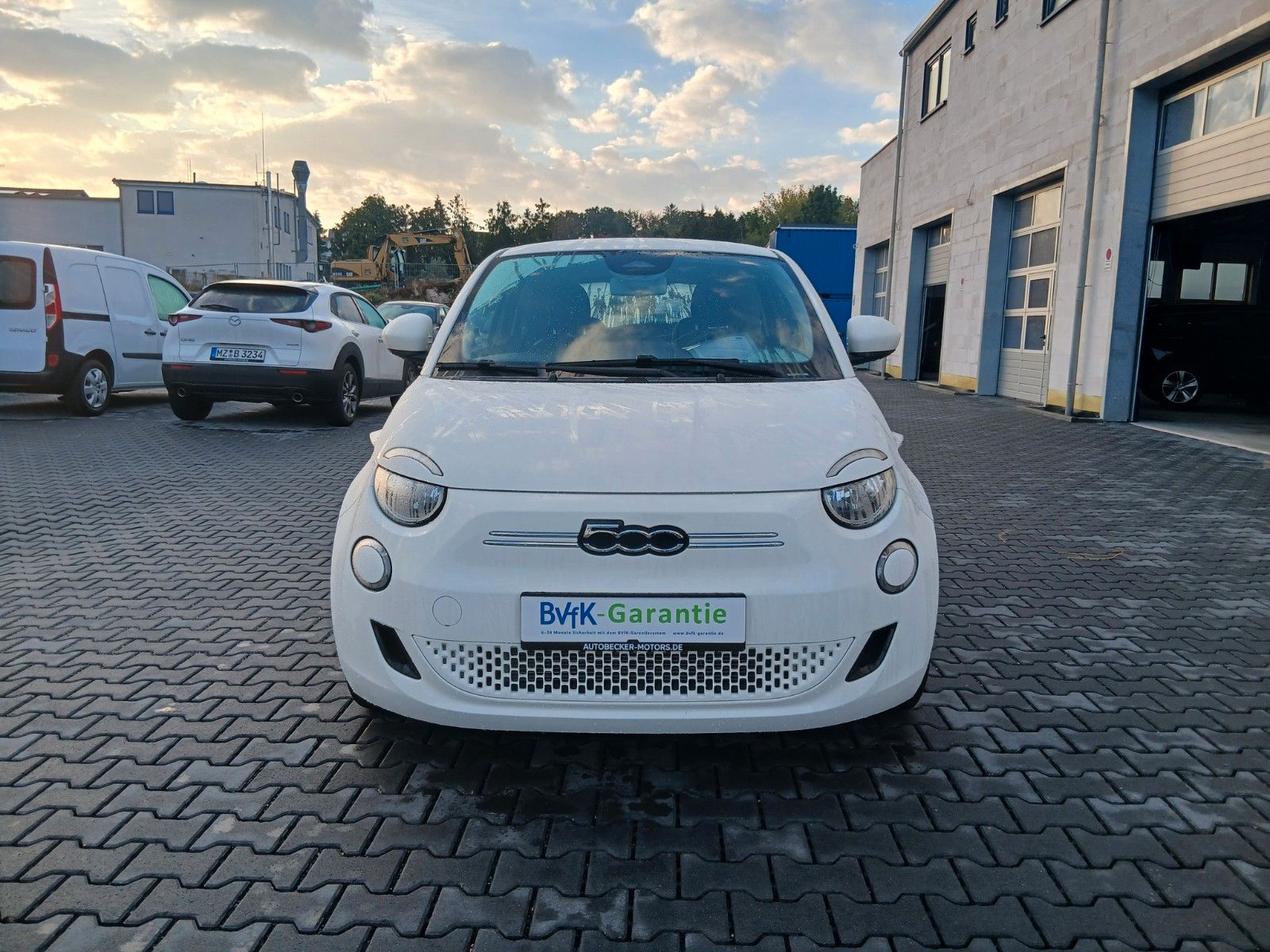 Fiat 500e Android/ Apple Car Play, Batterie inklusiv imagem 2