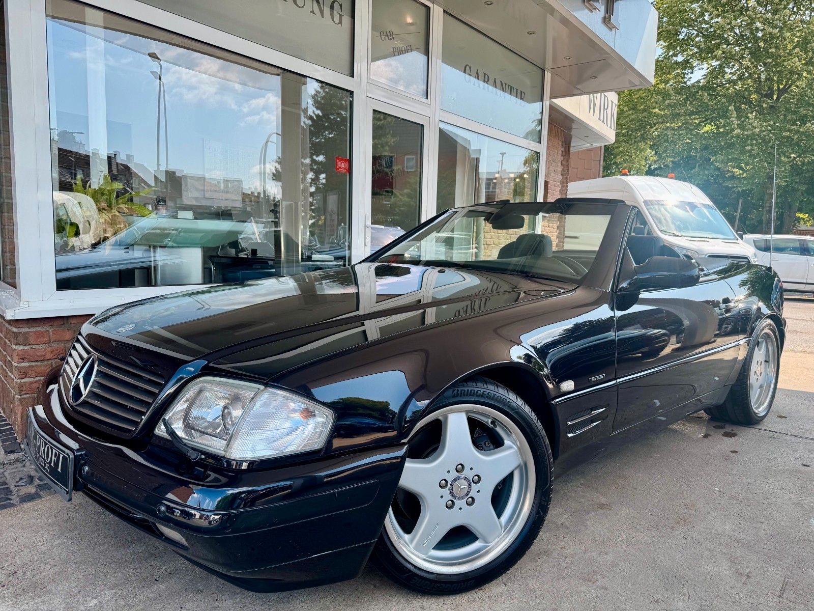 Fahrzeugabbildung Mercedes-Benz SL 320 Final Edition Autom.