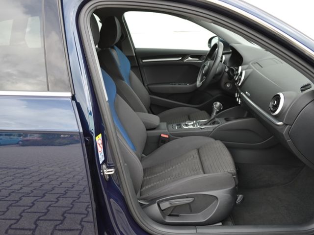 A3 Sportback Sport 1.0 TFSI S-tronic LED/17-ZOLL