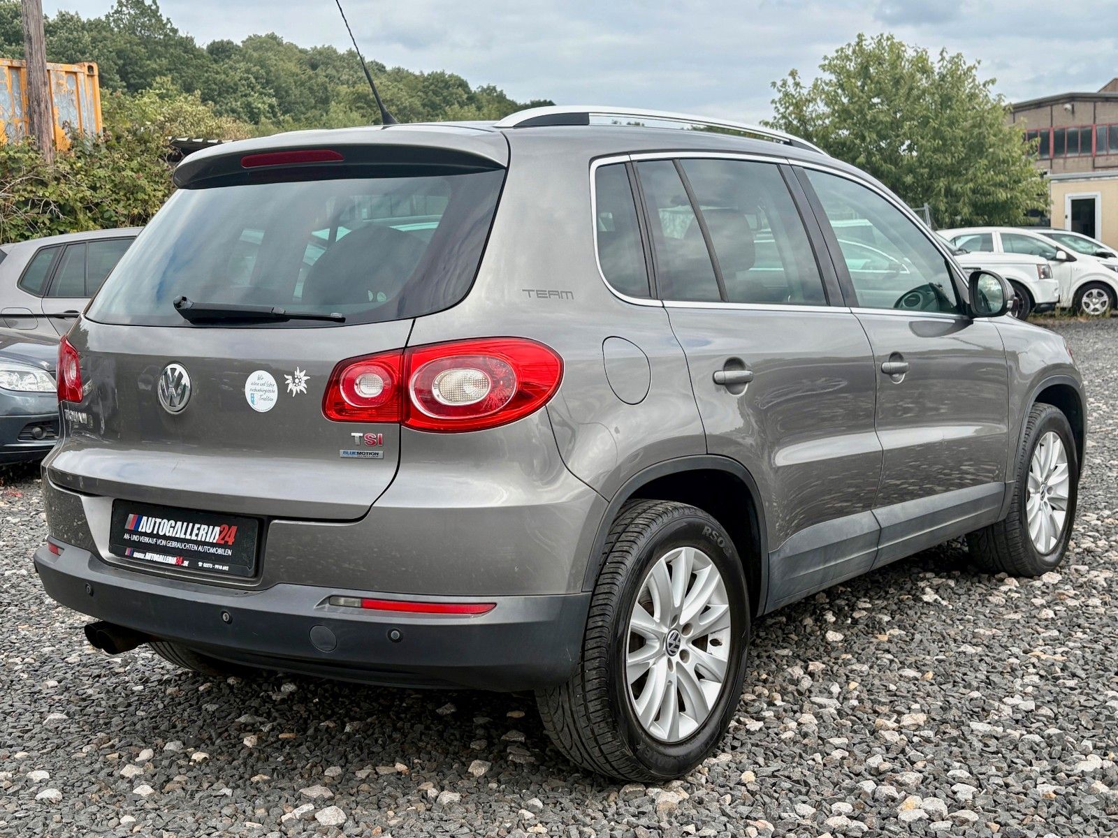 Fahrzeugabbildung Volkswagen Tiguan 1.4 TSI Team BMT Sportsitze 17" LMR AHK