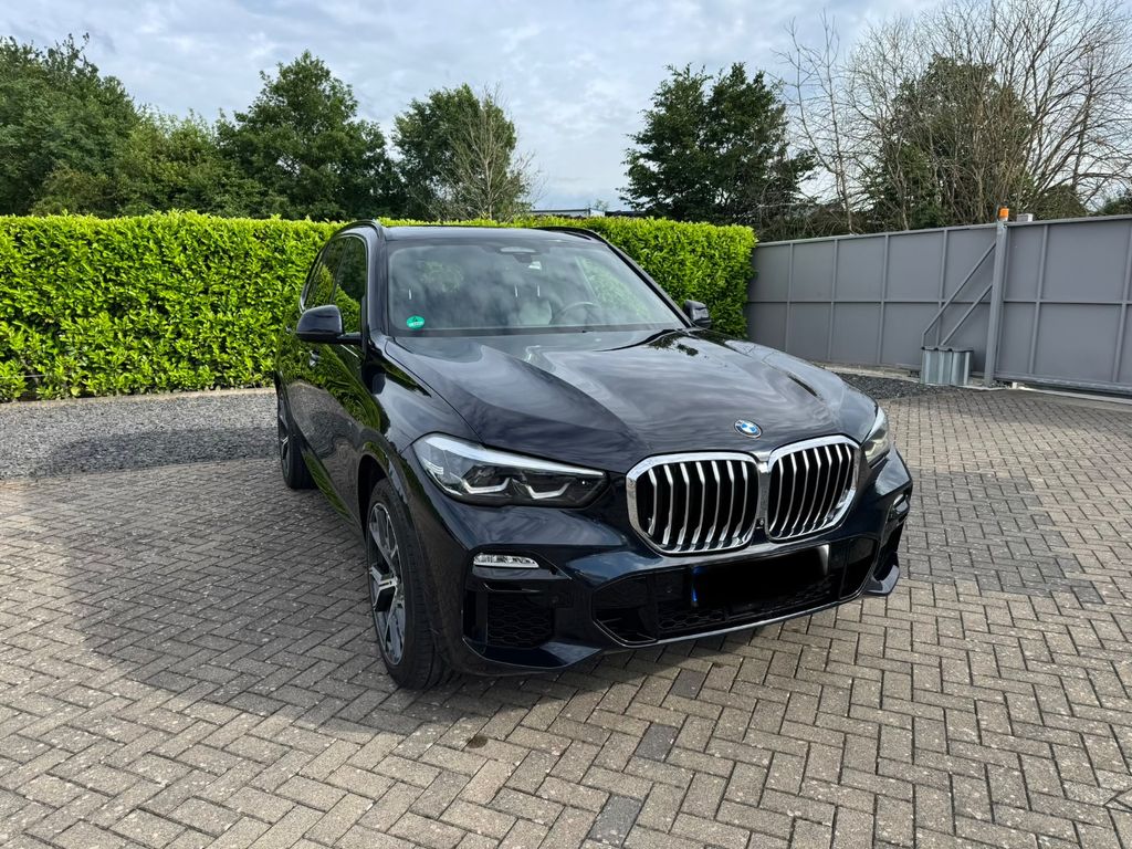 Image of BMW X5