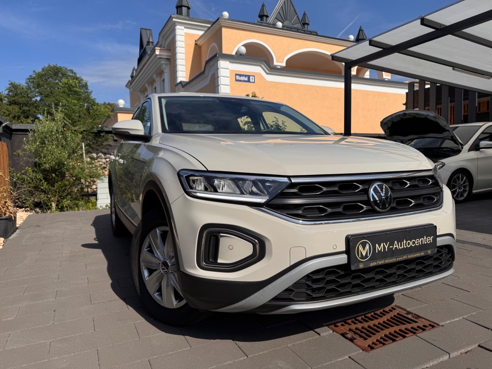 VW T-Roc 2-0 TDI, LED, Scheckheft, 1 Hand