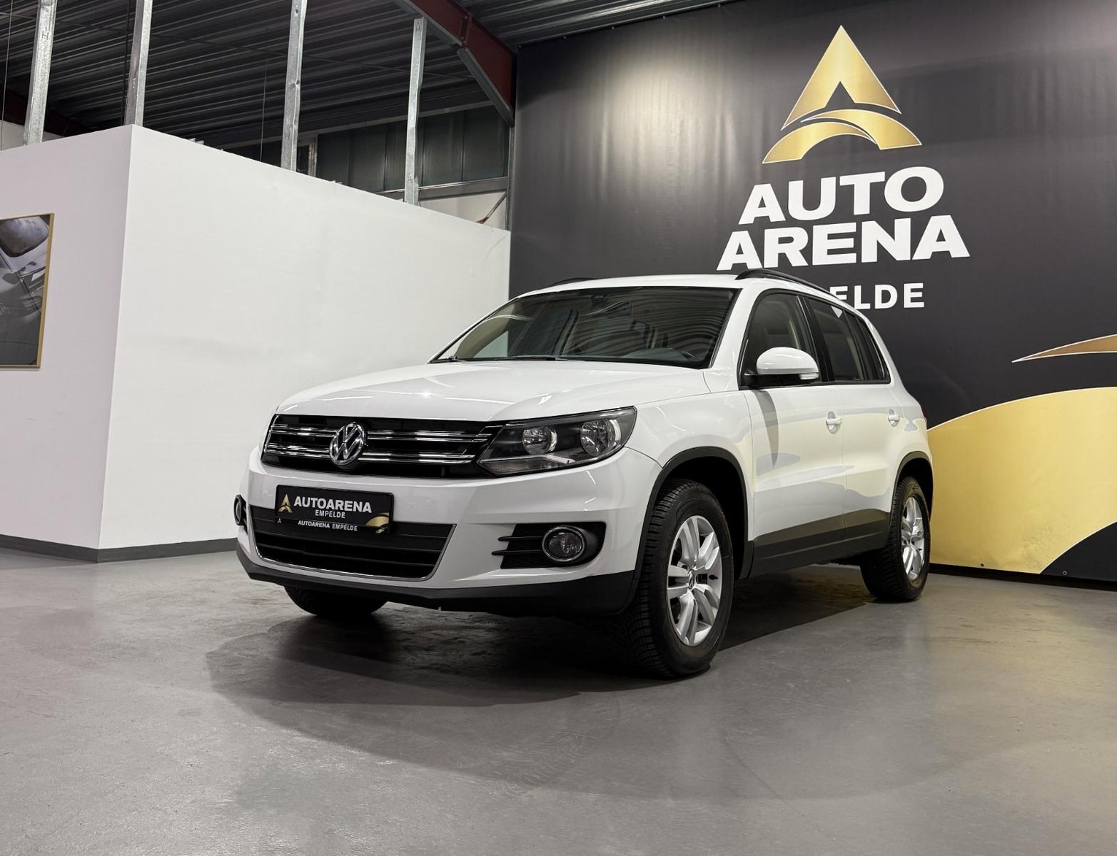 Volkswagen Tiguan 2.0 TSI DSG *AHK*Tempo*Navi*Leder
