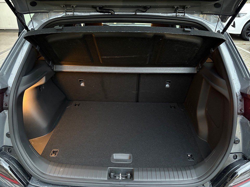 Fahrzeugabbildung Hyundai KONA 1.6 T-Gdi 198PS DCT 2WD N LINE Assistenzpak