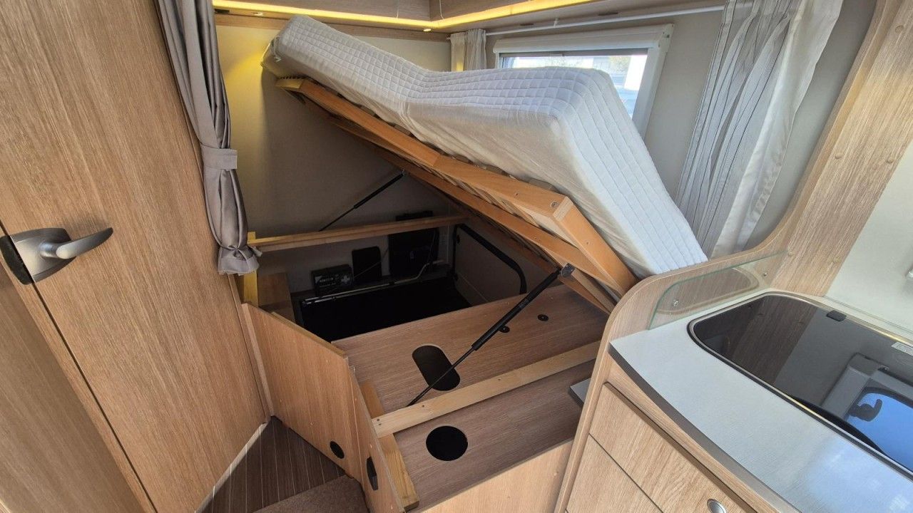 Fahrzeugabbildung Sunlight T 64 AHK TV / SAT - Zahnriemen und Service neu