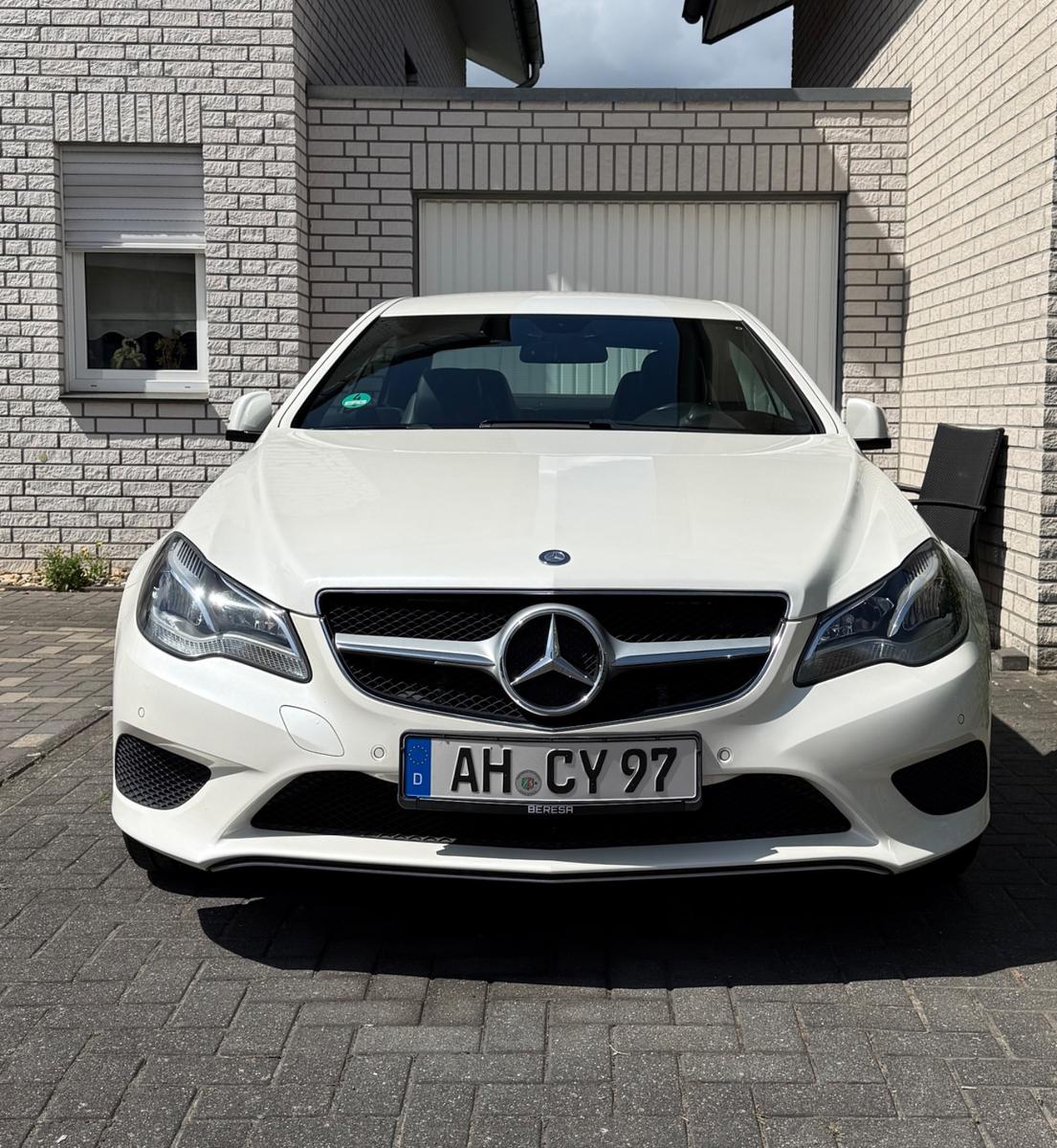 Mercedes-Benz E 220 Coupé | DIAMANTWEIß | 7G | 19" | Navi