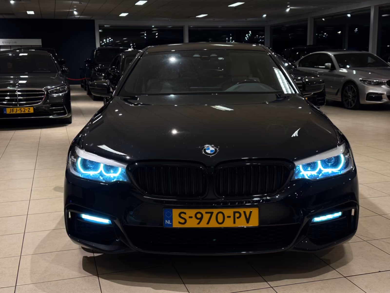BMW 530d Lim./M-SPORT/LEDER/AUT8/STZH/KAMERA/AMBIENT