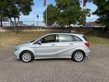 Mercedes-Benz B 200 Automatik/Bi-Xenon/Navi/Spur-Totwinkel/PDC - Mercedes-Benz B 200 Gebrauchtwagen in Mannheim
