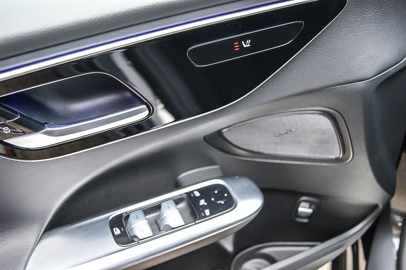 Fahrzeugabbildung Mercedes-Benz C 220 T d Avantgarde 9G-Tronic W206 MBUX ACC DIG