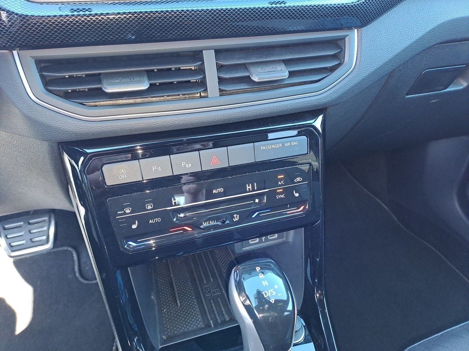 Volkswagen T-Cross - Bild 15