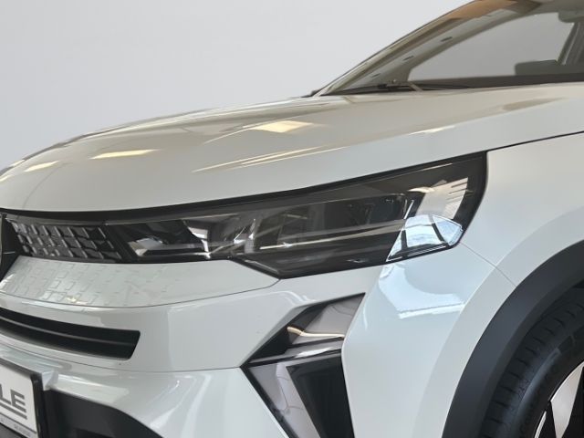 Fahrzeugabbildung Renault Captur Techno Mild Hybrid 160 EDC Winterpaket Na