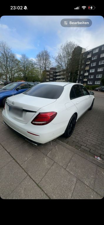 Image of Mercedes-Benz E 220