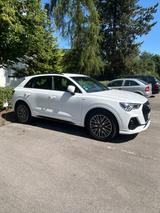 Audi Q3 40 TFSI quattro S tronic S line Service neu - Audi Q3: Privatanbieter