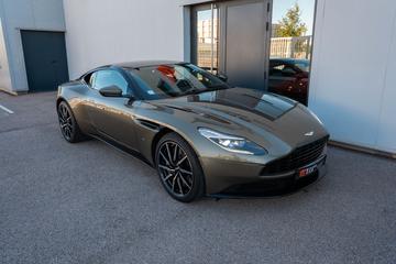 2016 Aston Martin DB11 — фото 8