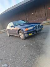 BMW e36 316i  Limousine - BMW 316 aus 1996