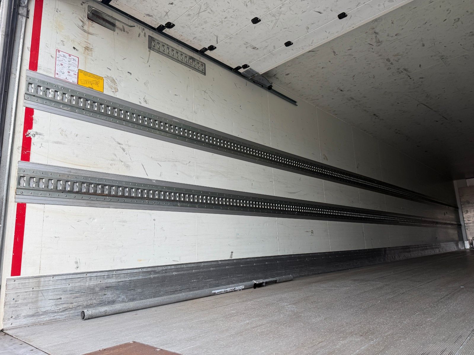 Fahrzeugabbildung ROHR RSK/35IV Carrier Vector 1950 LBW 2500kg 2x lift