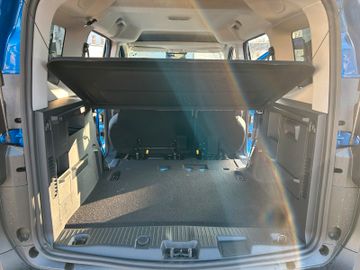 Ford Tourneo Courier Titanium Winterpaket 5JGarantie!