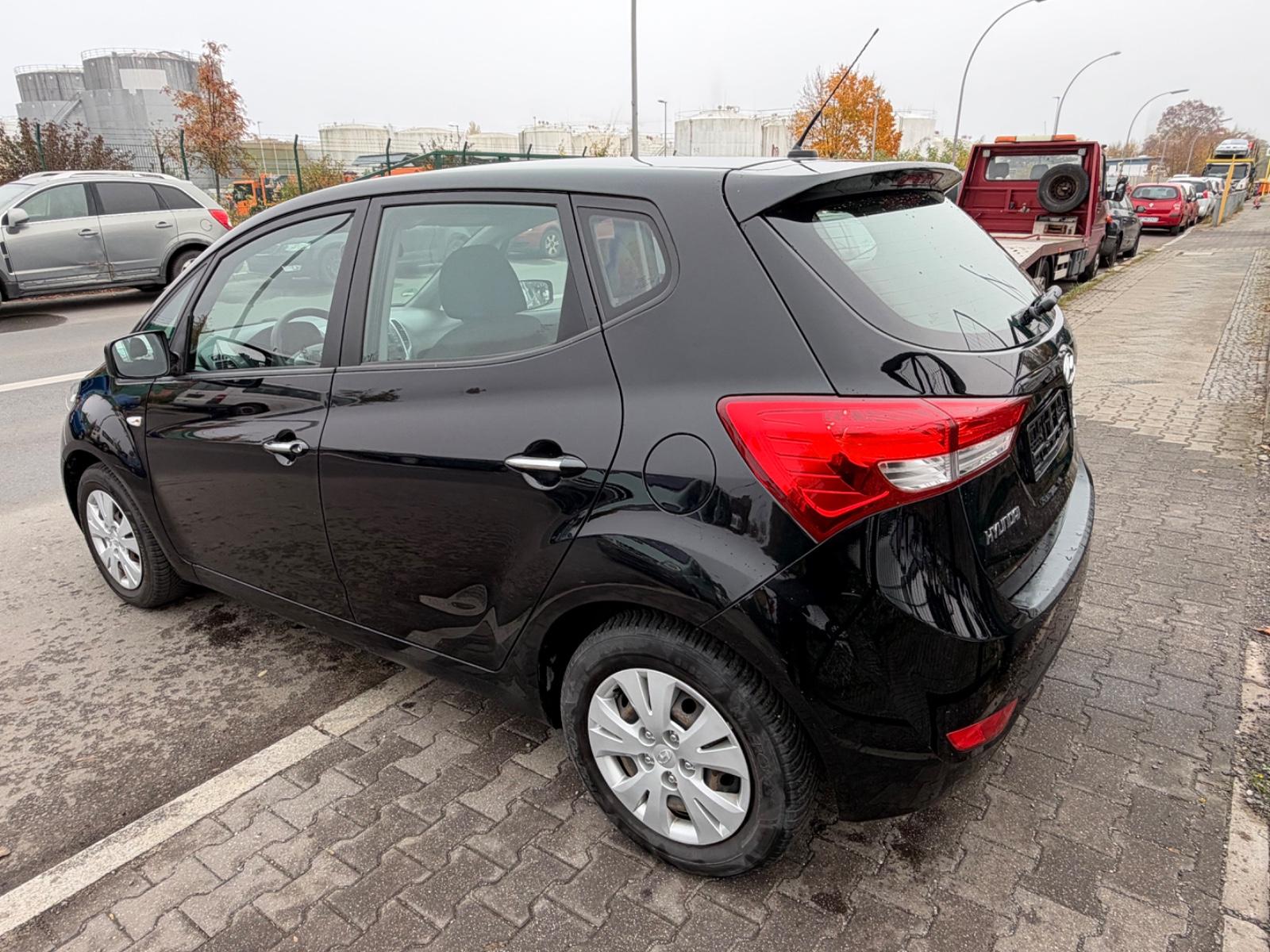 Hyundai ix20 2012 — photo 5