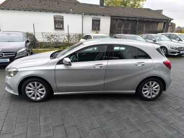 Bild 8 Mercedes-Benz A 180 Style Automatik Navi PDC SHZ