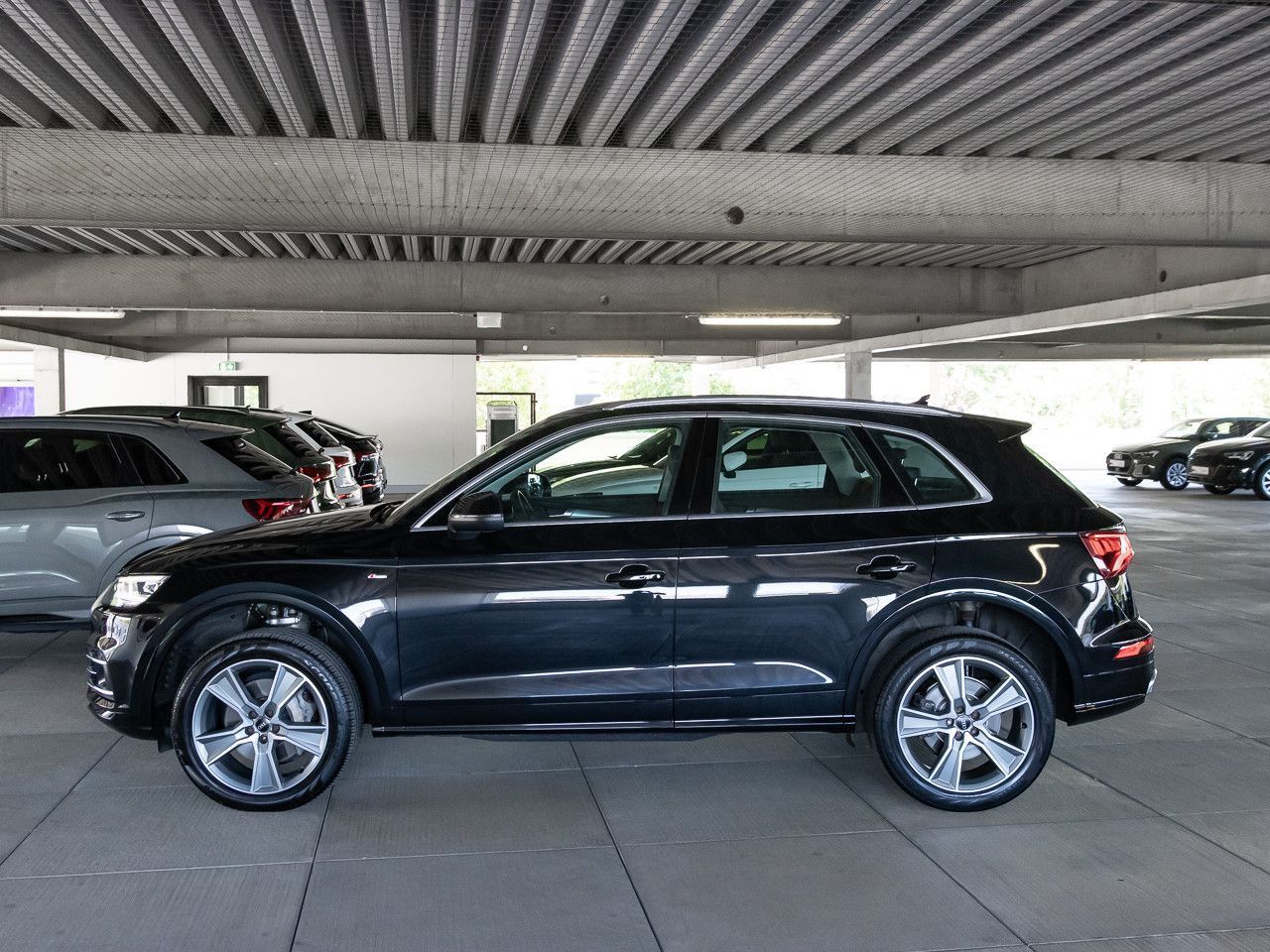 Audi Q5 50 TDI quattro S line Kamera Keyless AHK 20'' imagem 3