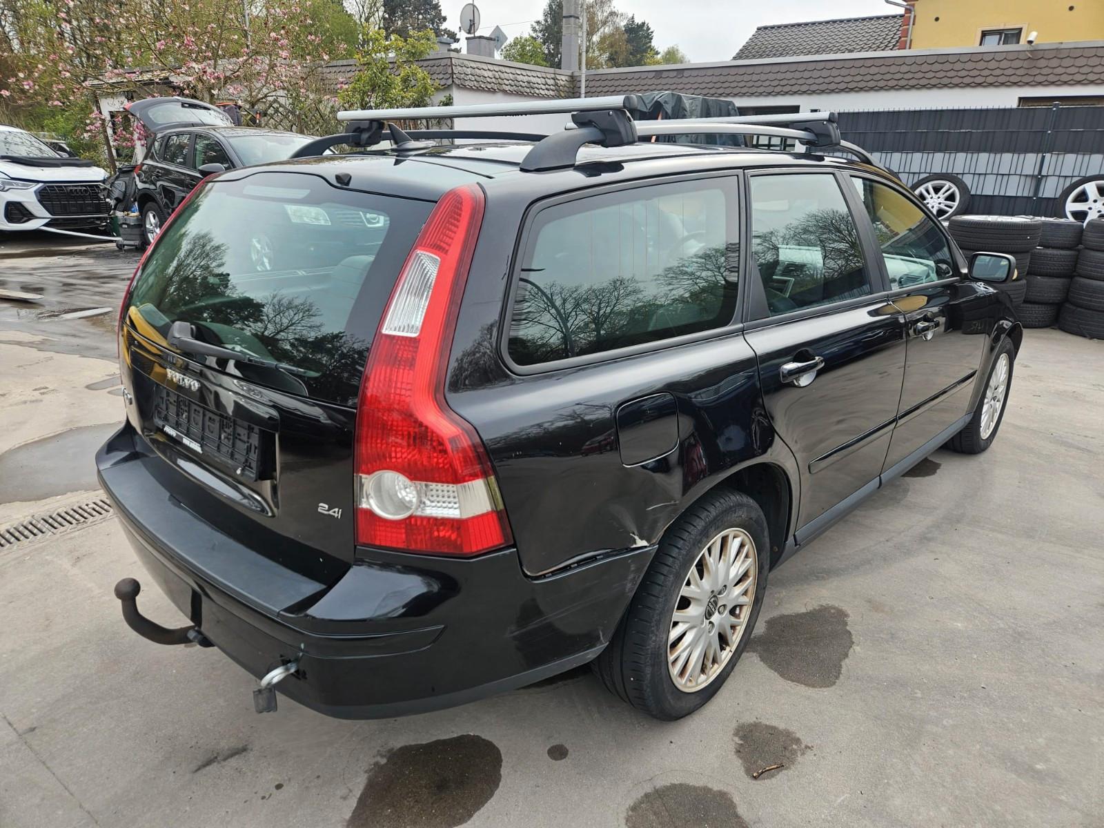 Volvo V50 2004 — photo 5