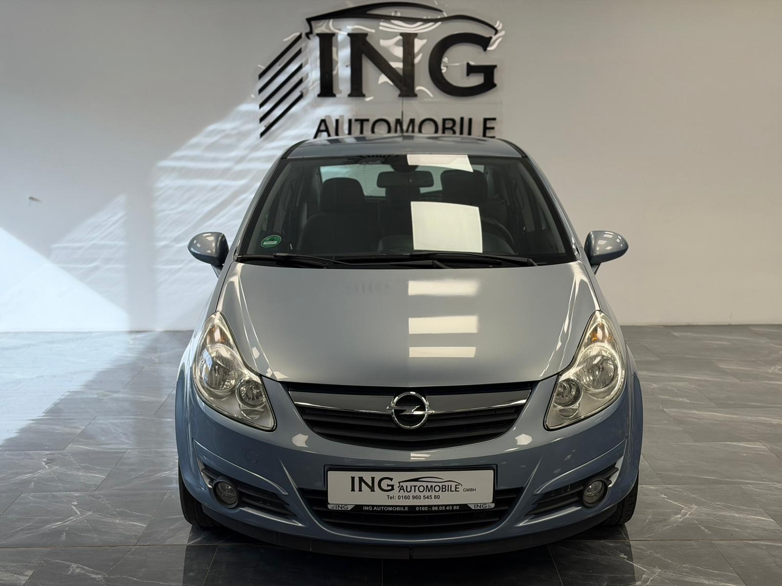 Opel Corsa D Cosmo 1.4 5 Türig Klima/Navi/Teilleder