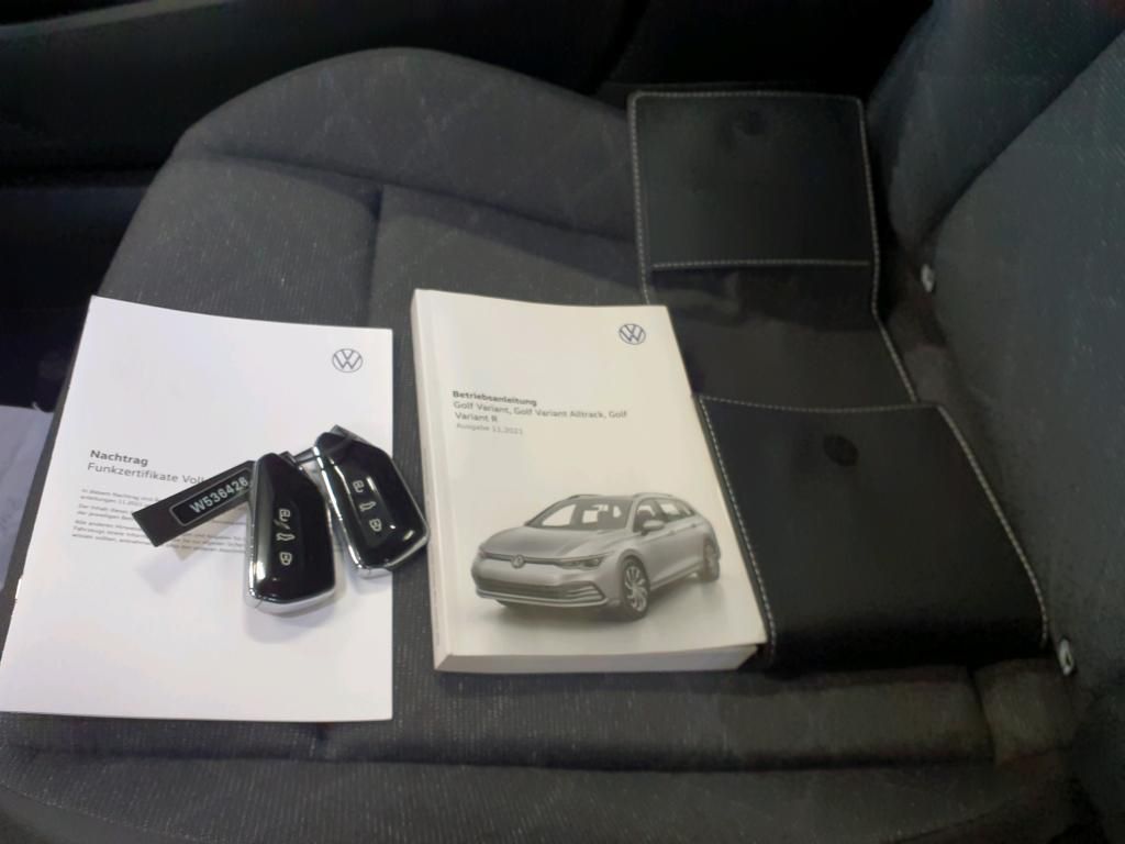 Volkswagen Golf Variant Life 2.0 TDI DSG CAM*LED*NAV*ACC