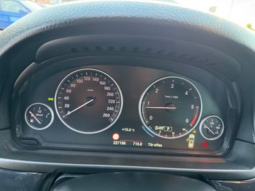 BMW 520 - 7