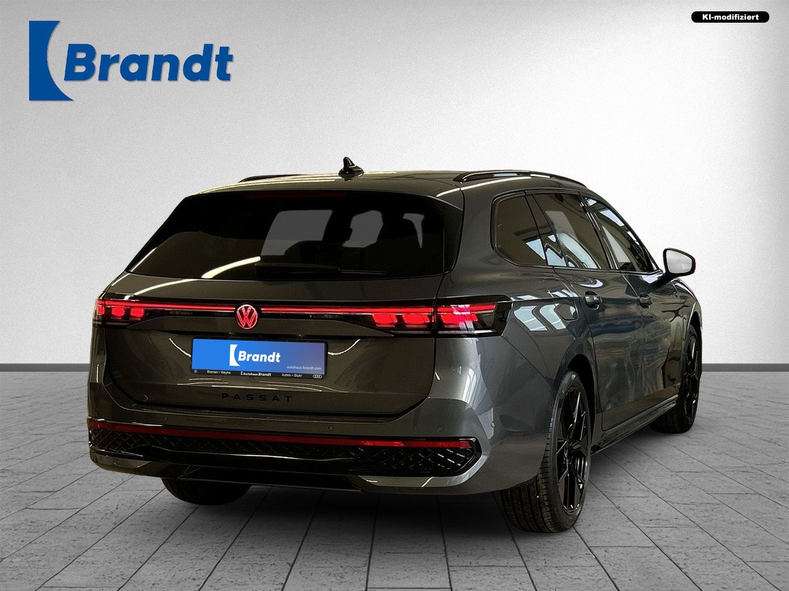 Volkswagen Passat Variant 2.0 TDI 4M R-LINE PANO HUD STANDH foto 3