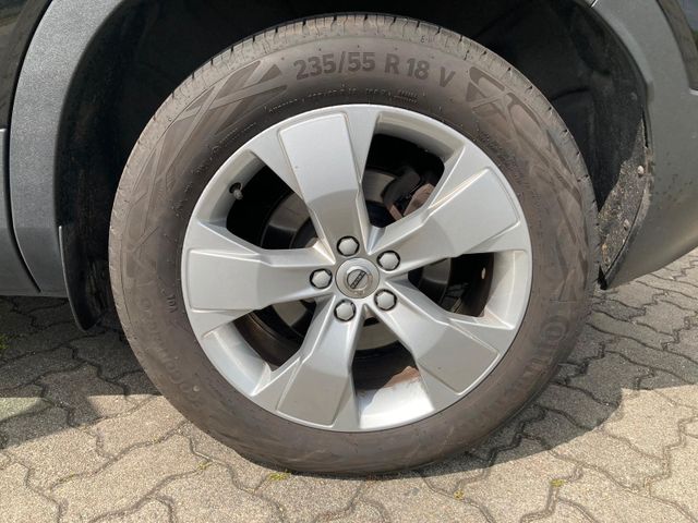 XC 40 D3 Momentum Pro AWD