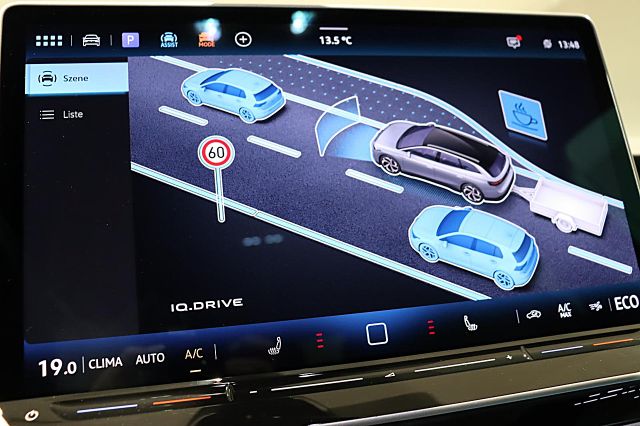 ID.7 Tourer Pro 86kWh AHK Winterr. EasyOpen Wärm